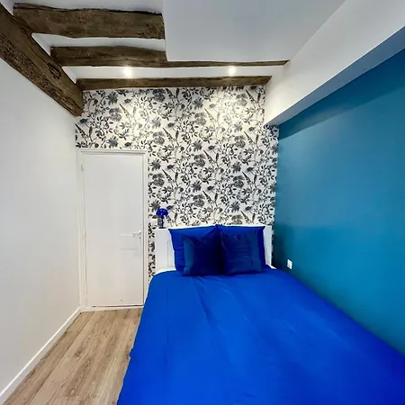 Le Bleuet De *